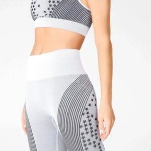 Fabletics -  Seeing stars 2-piece - Kate's Edit